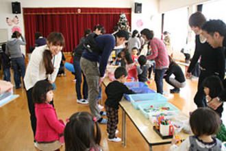 第8回体験入園「みつばち・ぶん」でクリスマス会を開きました