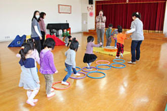 2歳児保育『おひさまぽっかぽか』を行いました