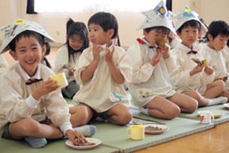 「こどもの日」のお祝いをしました