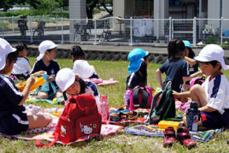 5月の「みどりの幼稚園」を行いました