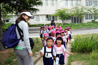 6月の「みどりの幼稚園」を行いました