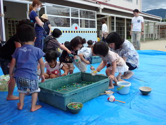 2歳児保育「おひさまぽっかぽか組」を行いました。