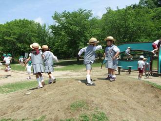 年中児と年長児が春の遠足にでかけました!