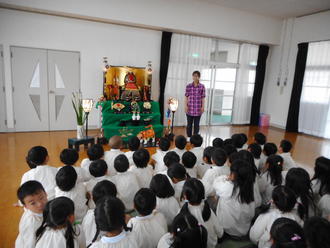 「こどもの日を祝う会」を行いました 2018 .05.02(水)