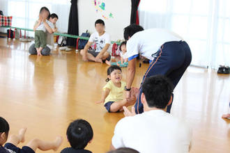 2歳児保育「おひさま・ぽっかぽか組」・体験入園「みつばち・ぶん」を開催しました