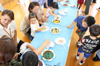 2歳児保育「おひさま・ぽっかぽか組」・体験入園「みつばち・ぶん」を開催しました