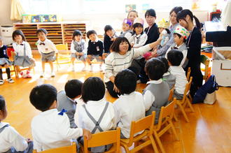 10月11月生まれのお誕生日会を行いました