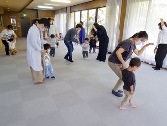 2歳児保育「おひさま・ぽっかぽかルーム」を開催しました