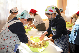 子育てトークサロン「ほっこり」が実施されました