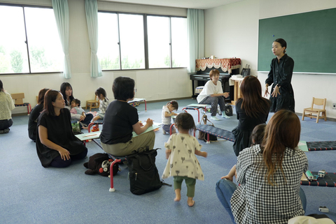 2歳児保育「おひさま・ぽっかぽかルーム」を開催しました