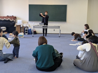 「おひさま・ぽっかぽかルーム」を開催しました。